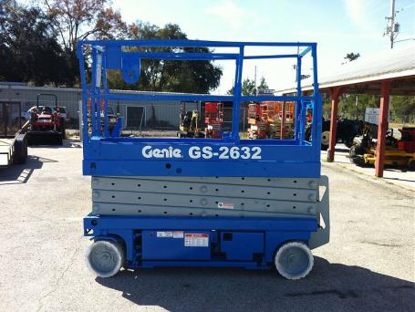 Электрический ножничный подъемник Genie GS 2632 Электрический ножничный подъемник Genie GS 2632